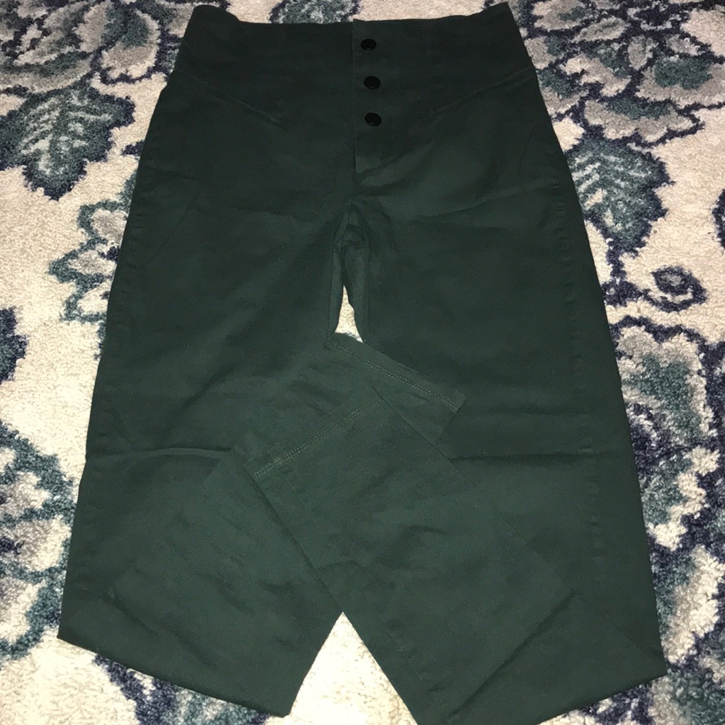Button Up Capris